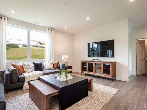 Hampton with Included Walkout Basement Plan, Cherry Glen