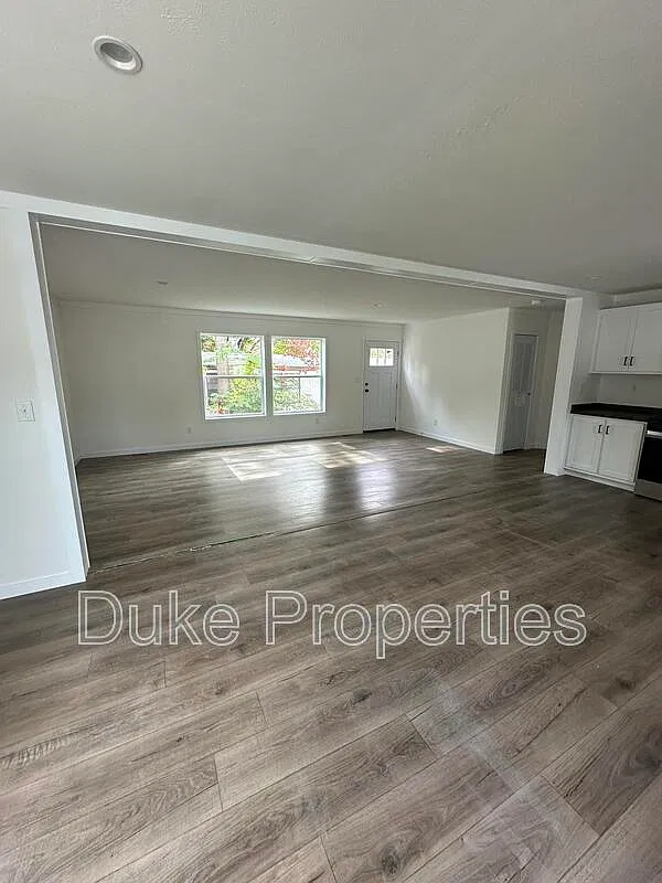 3 bed, 2.0 bath, $1,995 — Photo 2