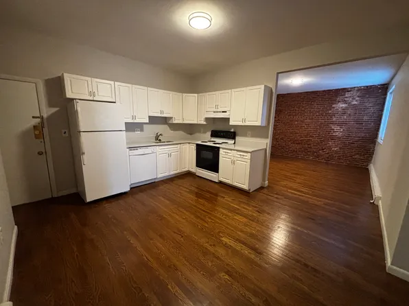 15 Stearns Rd, Brookline, MA