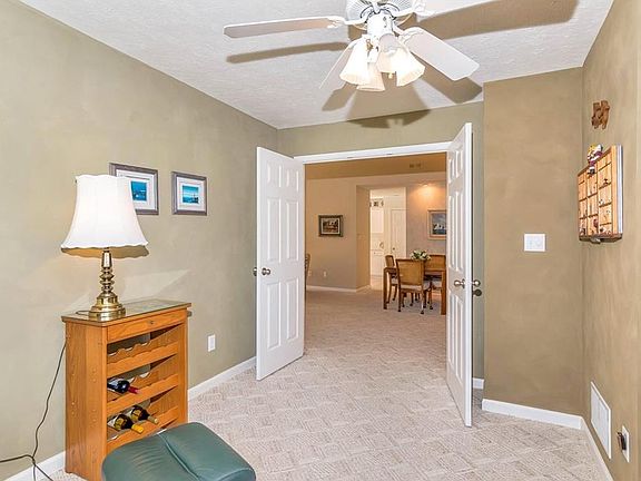 5th image of 9759 Woodsong Ln
