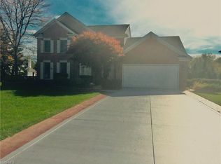 24435 West Rd, Olmsted Falls, OH 44138