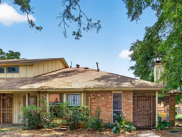 12227 W Village Dr #C — Photo 1