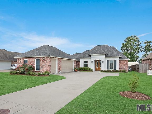 2nd image of 16523 Parker Place Dr