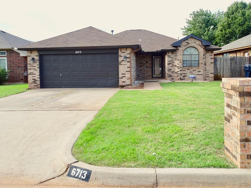 1st image of 6713 NW 124th Ter