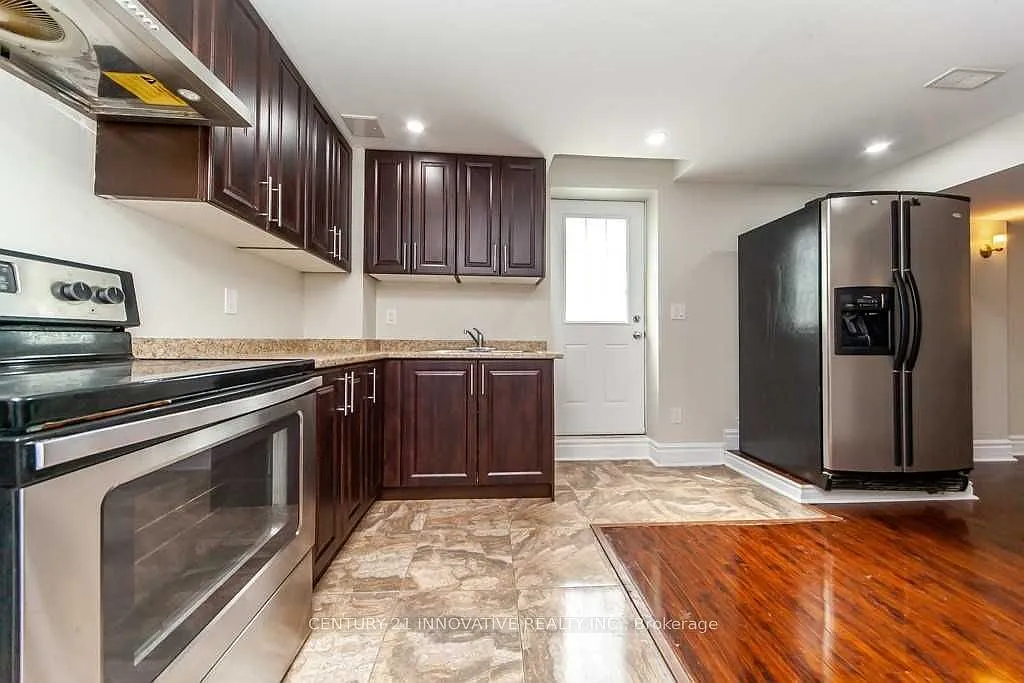 2 bed, $1,690 — Photo 4