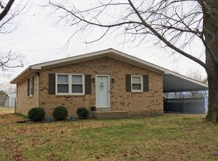 5766 Garden Valley Rd, Newburgh, IN 47630