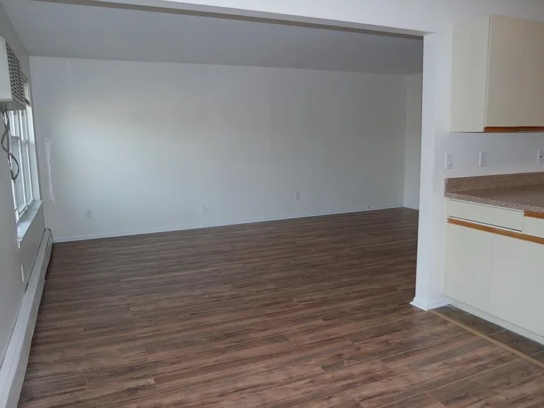 72 Riverview Ct #72 — Photo 6