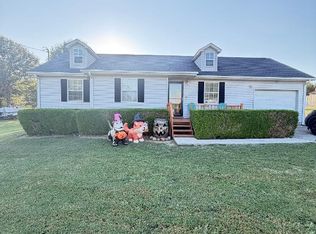 89 N E St, Hillsboro, TN 37342