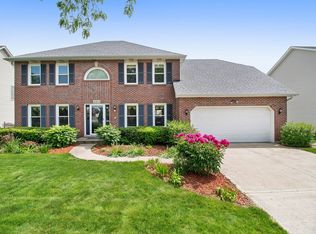 3416 Charlemaine Dr, Aurora, IL 60504