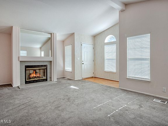 4th image of 171 Little John Ln