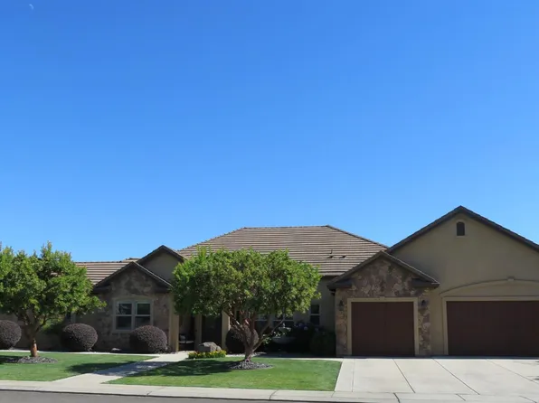 10800 Goldsborough Cir, Oakdale, CA 95361