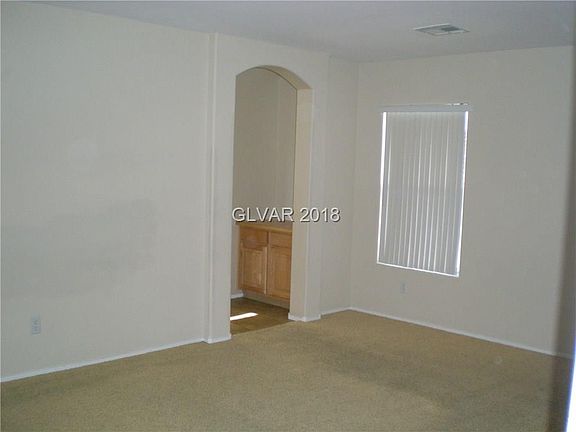 5th image of 341 Arrowbird Ave