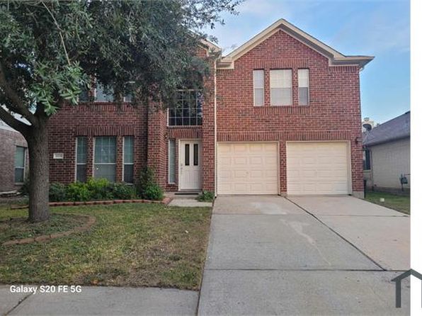 12034 Ballardvale Ln