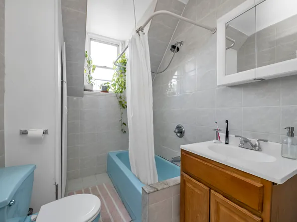 1414 Avenue H image 19 of 25