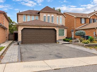 159 Moffatt Ave, Brampton, ON L6Y 4R8