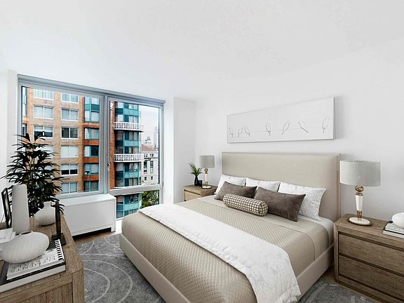 4th image of 212 W 72nd St #10E