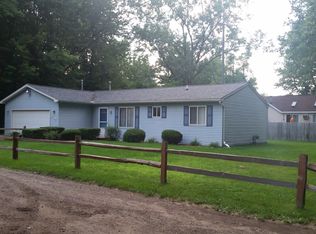805 Luna Ct, Lake Orion, MI 48362