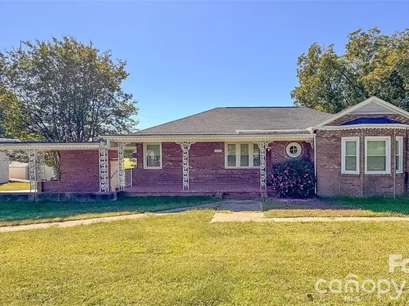 8170 State Highway 90 E, Stony Point, NC 28678