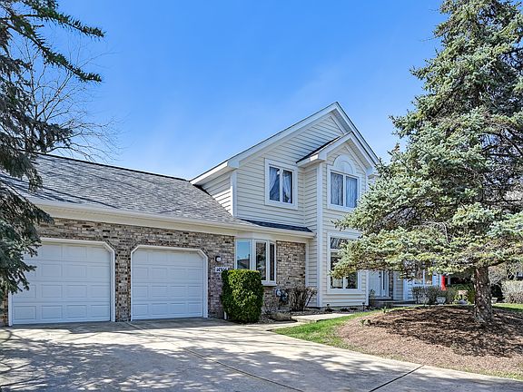 2nd image of 14305 Dawnwood Ct