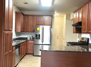 6211 Crestgate Ln, Tucker, GA 30084