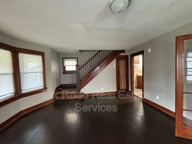 4013 E 3rd St — Photo 7
