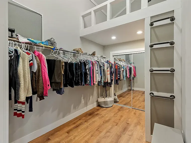 119 Heavens Gate Ln — Photo 42