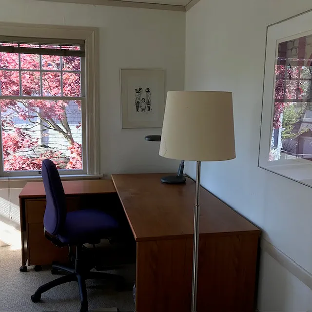1 bed, 1.5 bath, 2385 sqft, $1,090 — Photo 2