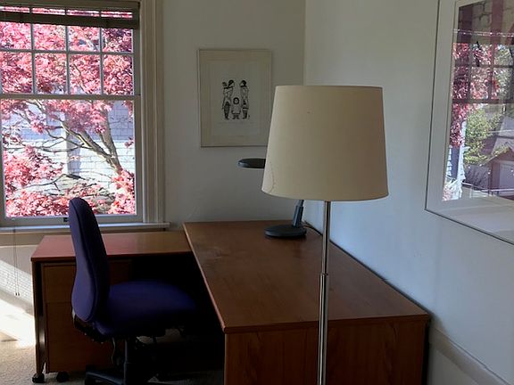3rd image of 919 21st Ave E #2