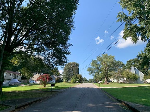 4th image of 193 Graison Ln