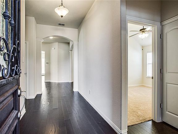 4th image of 3113 Red Cedar Dr