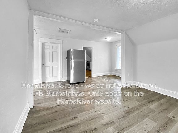 3rd image of 551 S Brookside Ave APT B