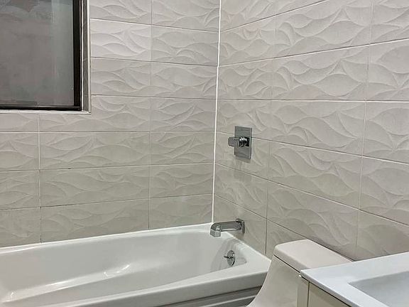 4th image of 1162 Dean St #1C