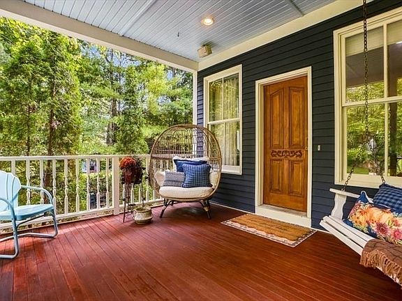 2nd image of 63 Wood St