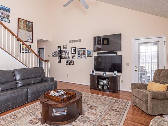4th image of 536 Galen Cir
