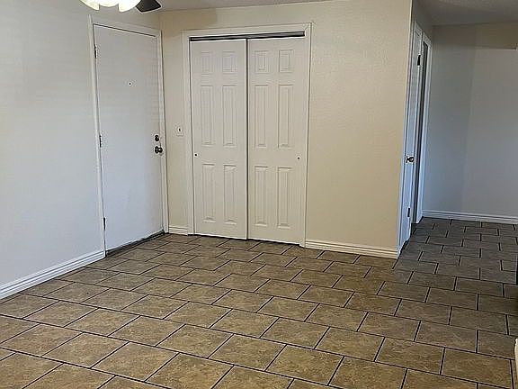 5th image of 1612 Cottonwood Dr APT 20W