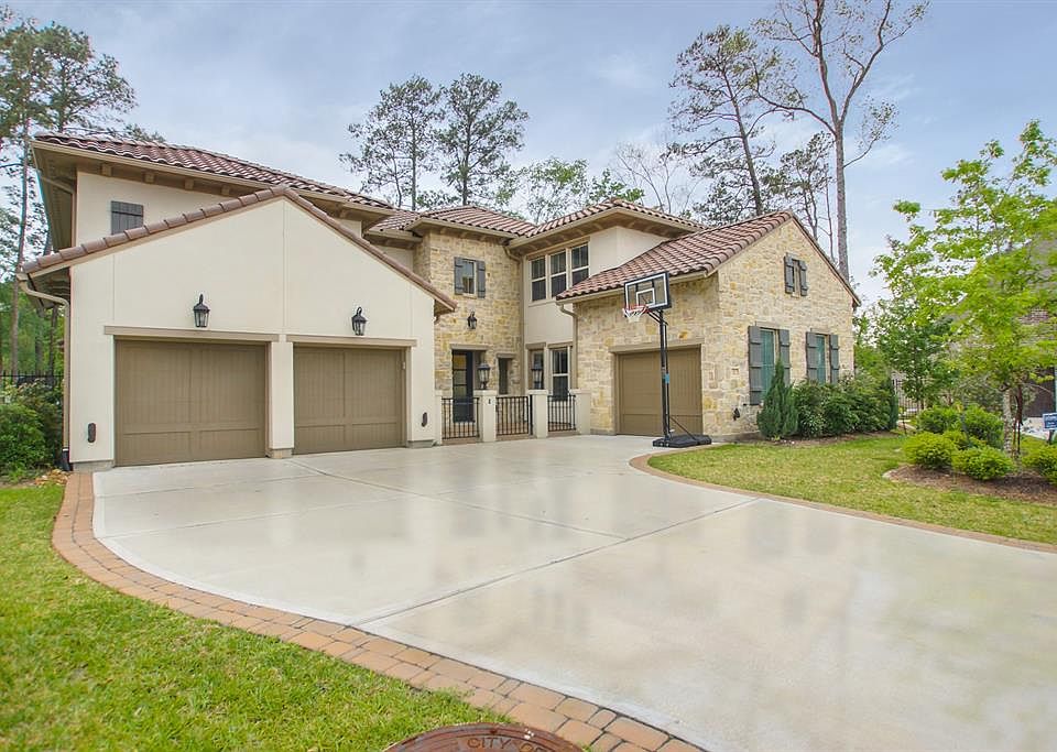 1st image of 2 Argosy Bend Pl
