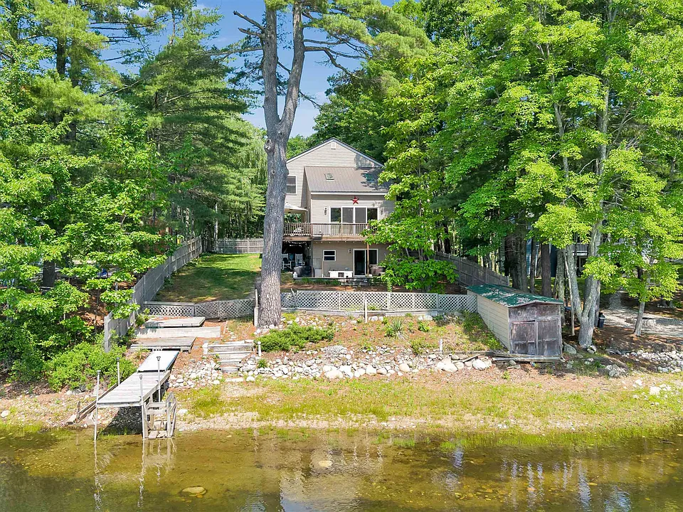 77 Barkers Pond Rd