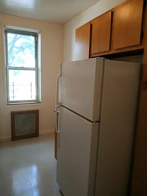 Rented by EZ Sell Realty | media 15