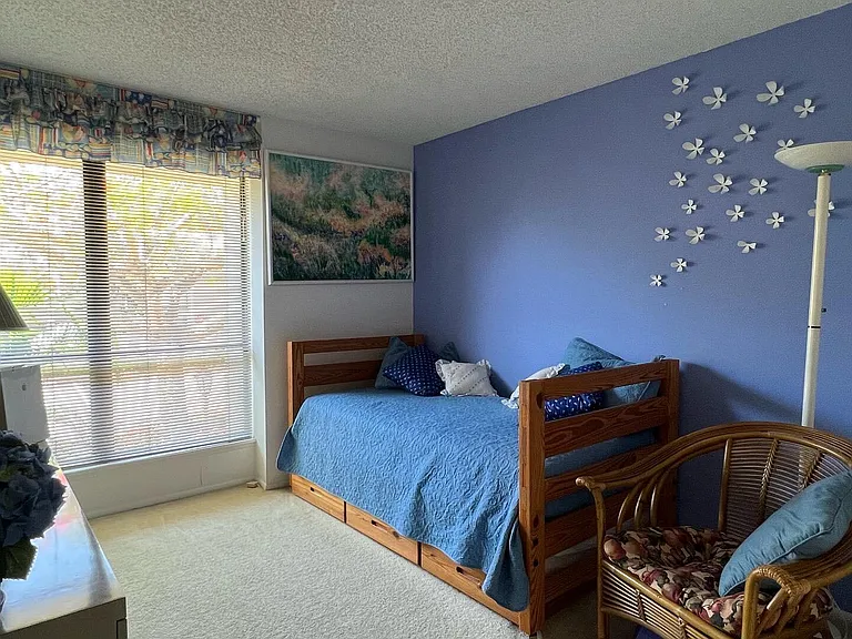 1002 Bridgewood Pl #1002 — Photo 9