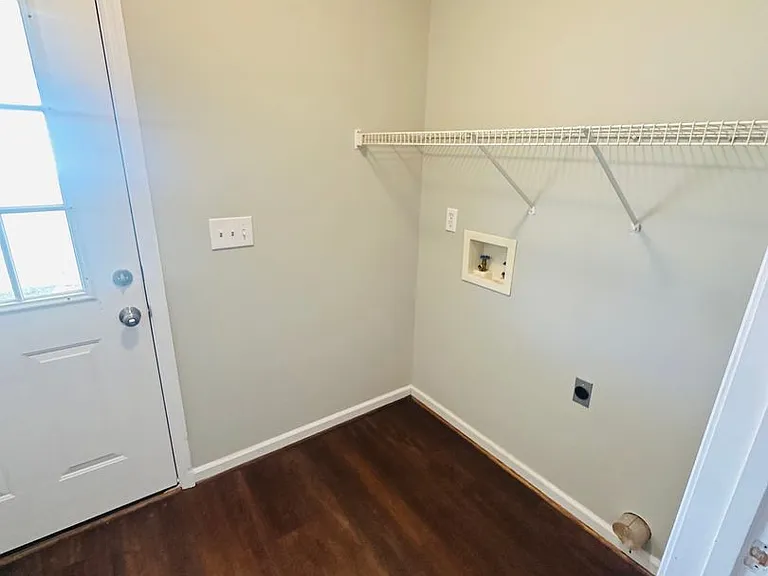 2102 Harrell Dr — Photo 15