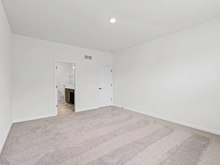 538 Ryehill Dr — Photo 26