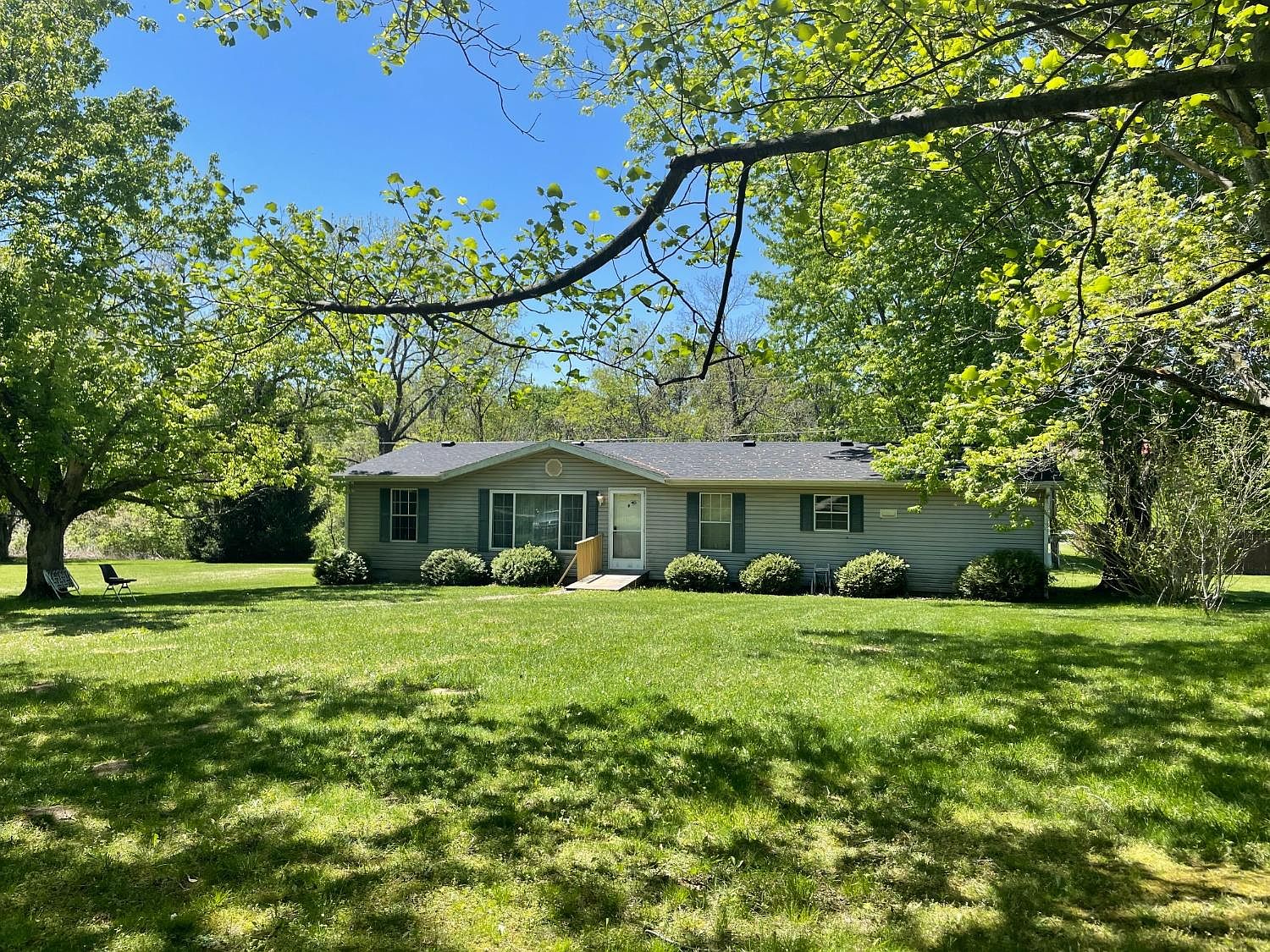 6749 Loch Lomond Cir, Hillsboro, OH 45133 MLS 1771435 Zillow