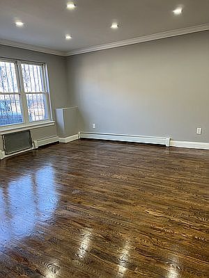 4th image of 619 Coster St Floor 1