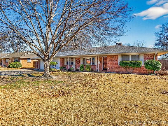 3rd image of 1346 Harris Dr