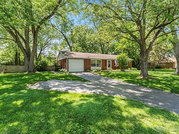3rd image of 2630 Vineland Trl