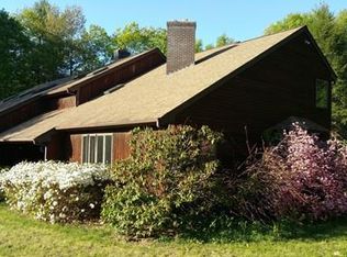 6 Nestlewood Ln, Hubbardston, MA 01452