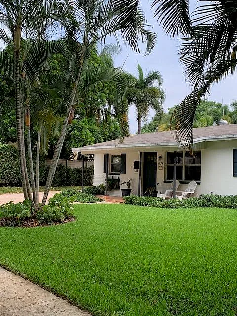 3 bed, 2.5 bath, 1502 sqft, $6,000 — Photo 2