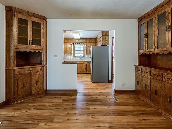 5th image of 612 N 19th St