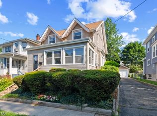 19 Ashwood Ter, West Orange, NJ 07052