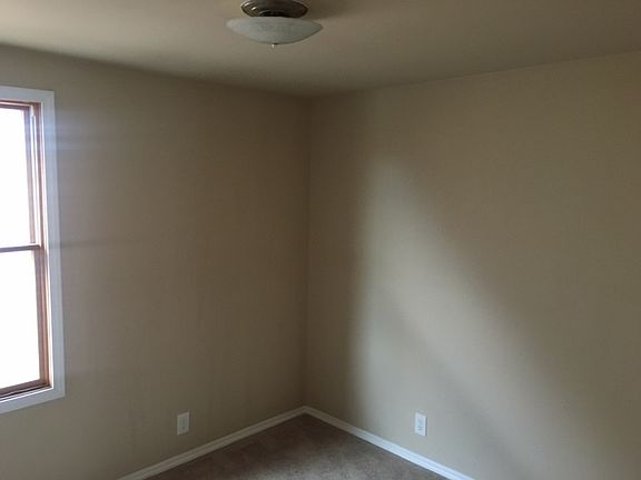 2nd image of 3309 N Ottawa Ave